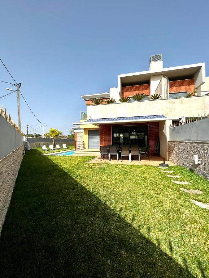 Funtastic Villa With Pool Албуфейра Екстериор снимка