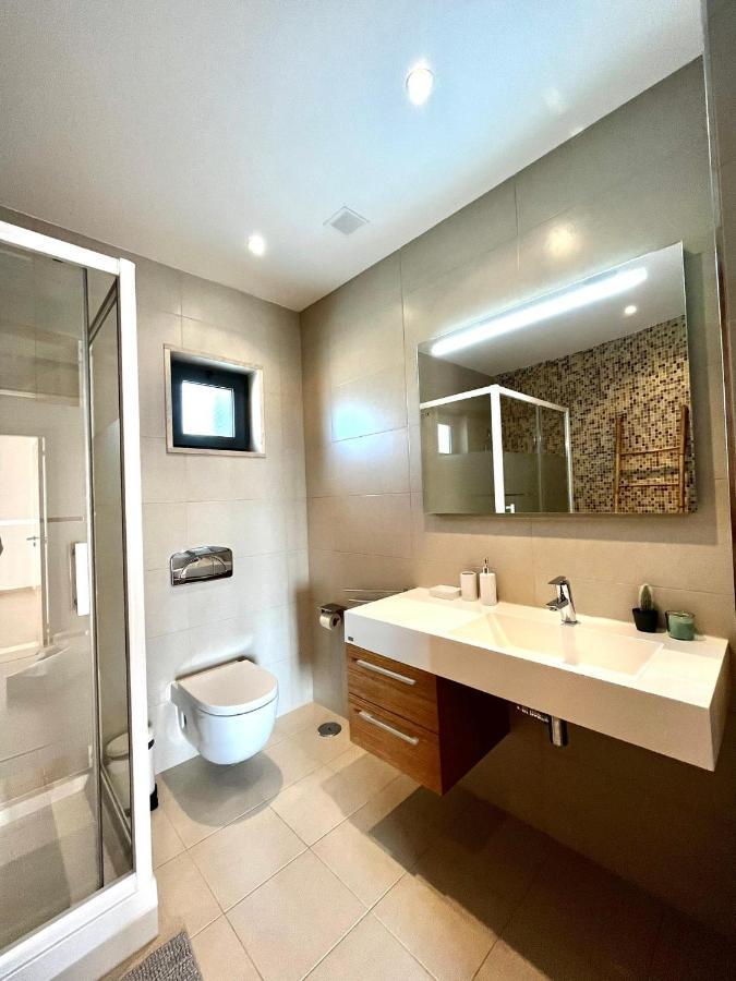 Funtastic Villa With Pool Албуфейра Екстериор снимка